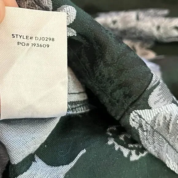 Lulus Major Flirtation Emerald Floral Jaquard Midi Dress Size M Drop Waist - Picture 10 of 10